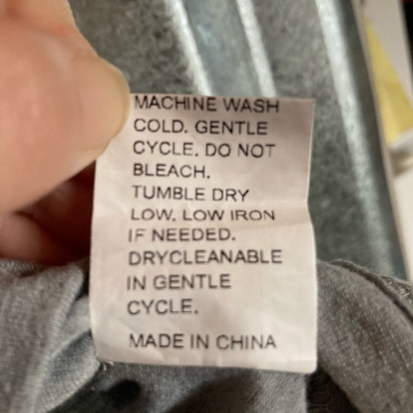 Shein size small grey tshirt - Picture 3 of 4